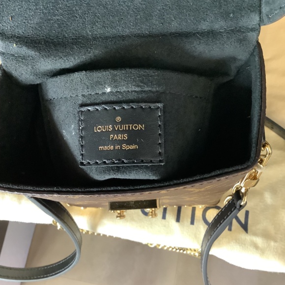 Louis Vuitton Camera Box Bag - Picture 4 of 10